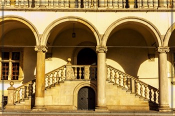  Courtyard  | Tangible Presence | Photography by Lynden Swift 