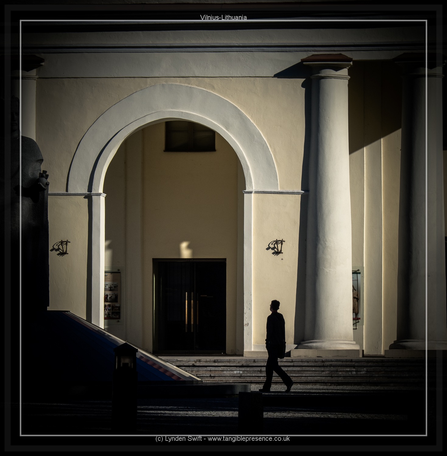  Figure | Lynden Swift Tangible Presence Photography. 